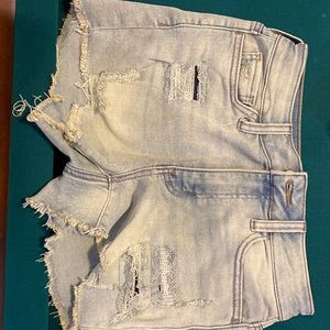 SO Jean shorts size 5/27